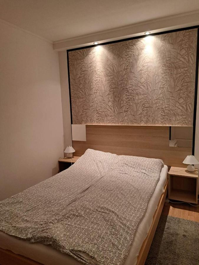 Nefelejcs Vendeghaz Hotel Balatonkenese Eksteriør billede